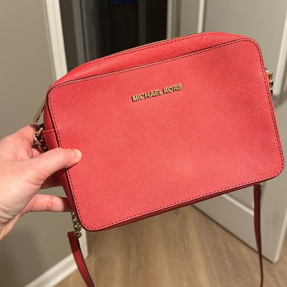 Pink Michael Kors crossbody bag